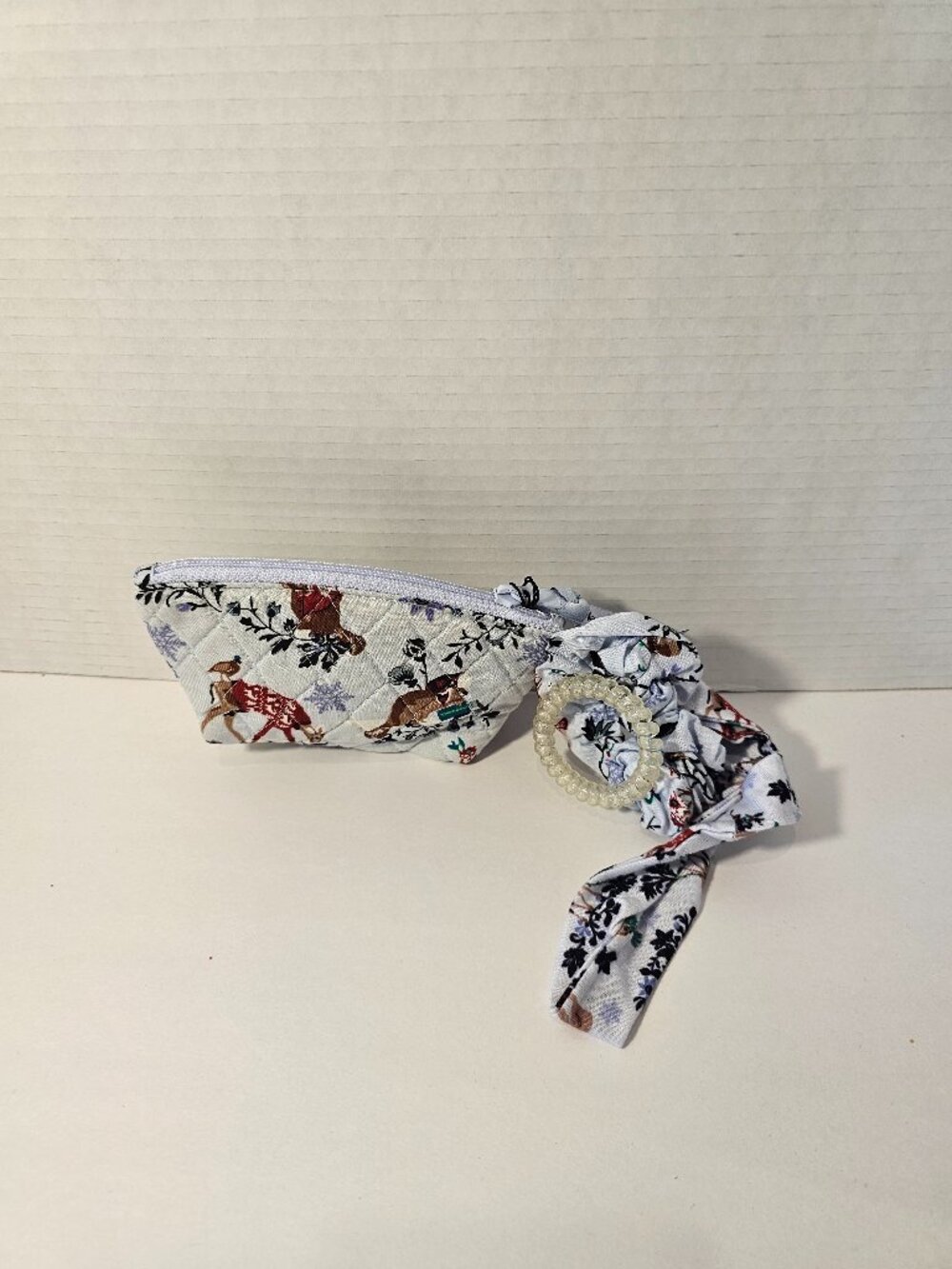 NWT Vera Bradley Hair Accessories Kit Merry Mischief Snow Day Cosmetic Makeup